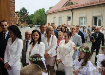 Wyjątkowy dzień dla 36 dzieci. Uroczystość I Komunii Świętej w krotoszyńskiej bazylice