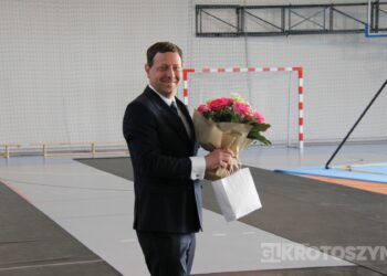 Sportowe święto w Zdunach! Burmistrz nagrodził najlepszych zawodników i trenerów