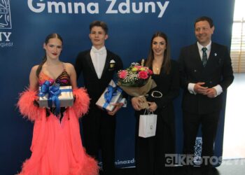 Sportowe święto w Zdunach! Burmistrz nagrodził najlepszych zawodników i trenerów