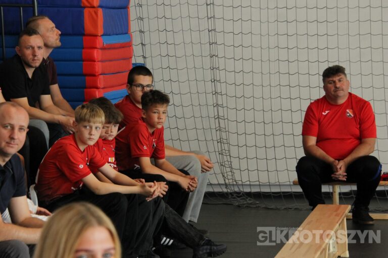 Sportowe święto w Zdunach! Burmistrz nagrodził najlepszych zawodników i trenerów