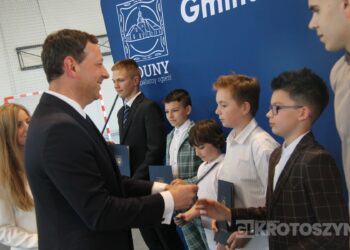 Sportowe święto w Zdunach! Burmistrz nagrodził najlepszych zawodników i trenerów