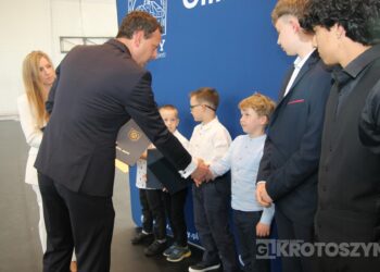 Sportowe święto w Zdunach! Burmistrz nagrodził najlepszych zawodników i trenerów