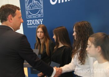 Sportowe święto w Zdunach! Burmistrz nagrodził najlepszych zawodników i trenerów