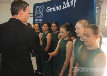 Sportowe święto w Zdunach! Burmistrz nagrodził najlepszych zawodników i trenerów
