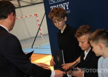 Sportowe święto w Zdunach! Burmistrz nagrodził najlepszych zawodników i trenerów