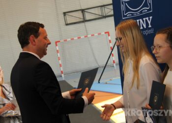 Sportowe święto w Zdunach! Burmistrz nagrodził najlepszych zawodników i trenerów