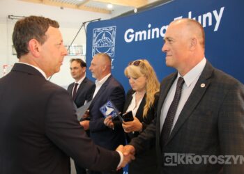 Sportowe święto w Zdunach! Burmistrz nagrodził najlepszych zawodników i trenerów
