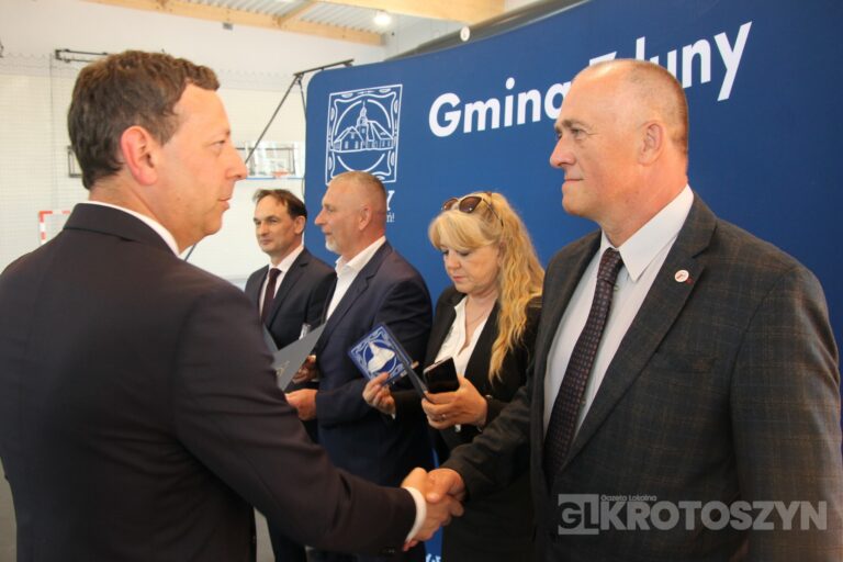 Sportowe święto w Zdunach! Burmistrz nagrodził najlepszych zawodników i trenerów