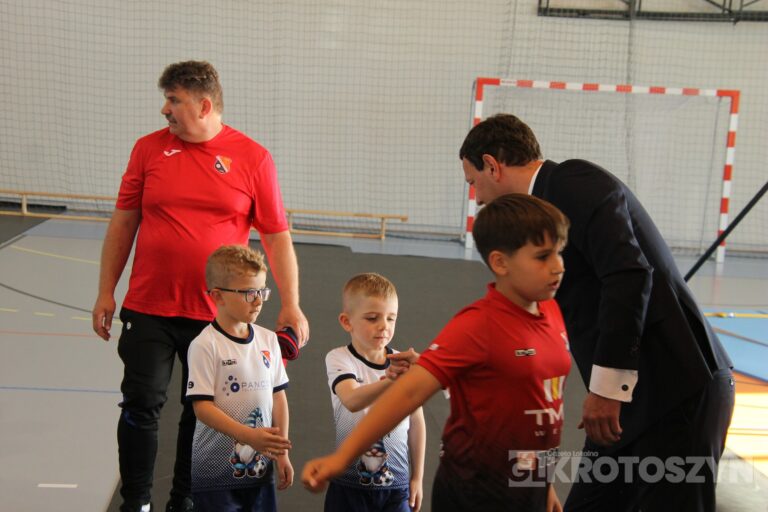 Sportowe święto w Zdunach! Burmistrz nagrodził najlepszych zawodników i trenerów