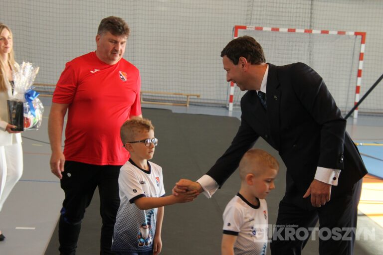 Sportowe święto w Zdunach! Burmistrz nagrodził najlepszych zawodników i trenerów