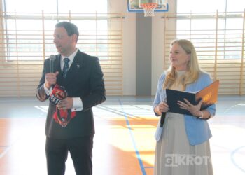 Sportowe święto w Zdunach! Burmistrz nagrodził najlepszych zawodników i trenerów