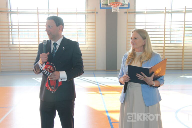 Sportowe święto w Zdunach! Burmistrz nagrodził najlepszych zawodników i trenerów