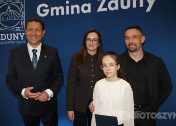 Sportowe święto w Zdunach! Burmistrz nagrodził najlepszych zawodników i trenerów