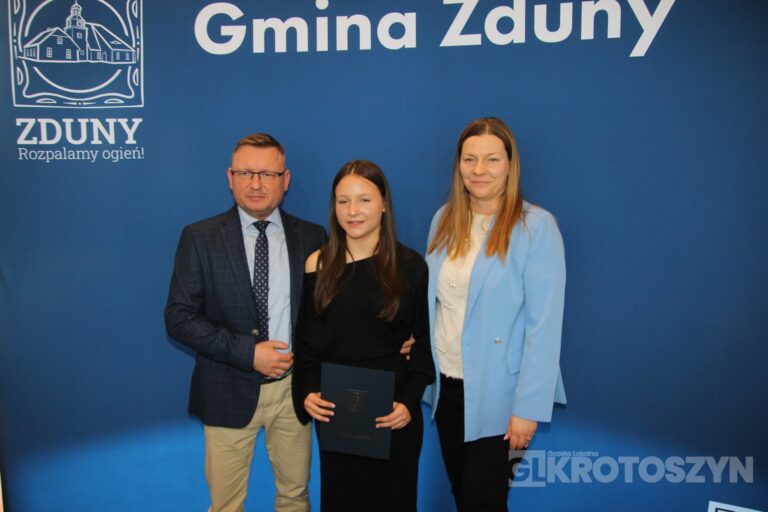 Sportowe święto w Zdunach! Burmistrz nagrodził najlepszych zawodników i trenerów