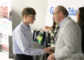 Geograficzni mistrzowie powiatu wyłonieni! Emocjonująca rywalizacja w Zdunach