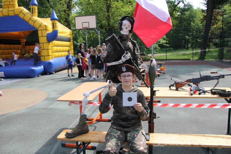 Wojsko, motocykle i tłumy mieszkańców. „Czwórka” znów połączyła pokolenia
