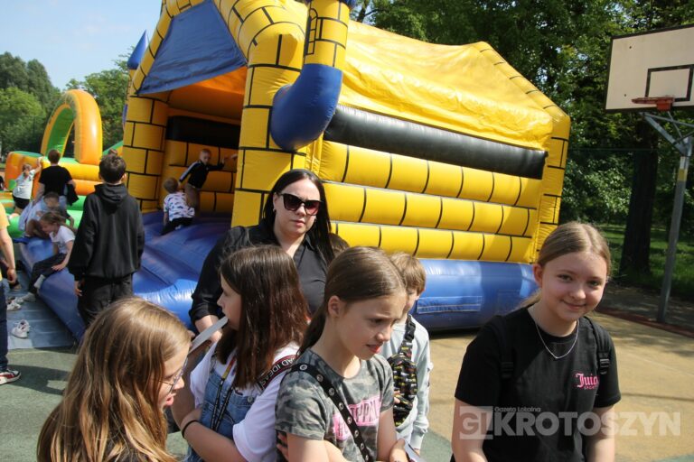 Wojsko, motocykle i tłumy mieszkańców. „Czwórka” znów połączyła pokolenia