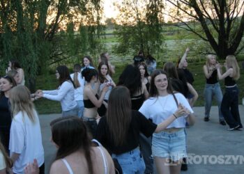Potańcówka pod Grzybkiem w Bożacinie