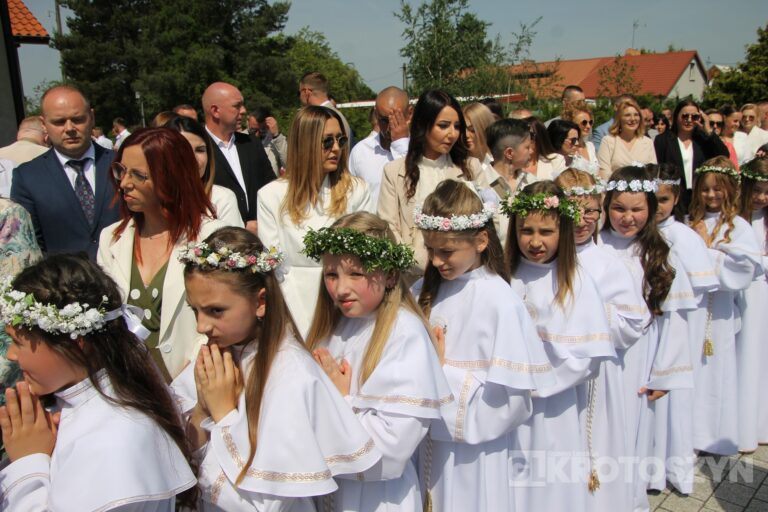 Dzieci przyjęły Chrystusa do swojego serca w parafii pw. św. Marii Magdaleny w Krotoszynie