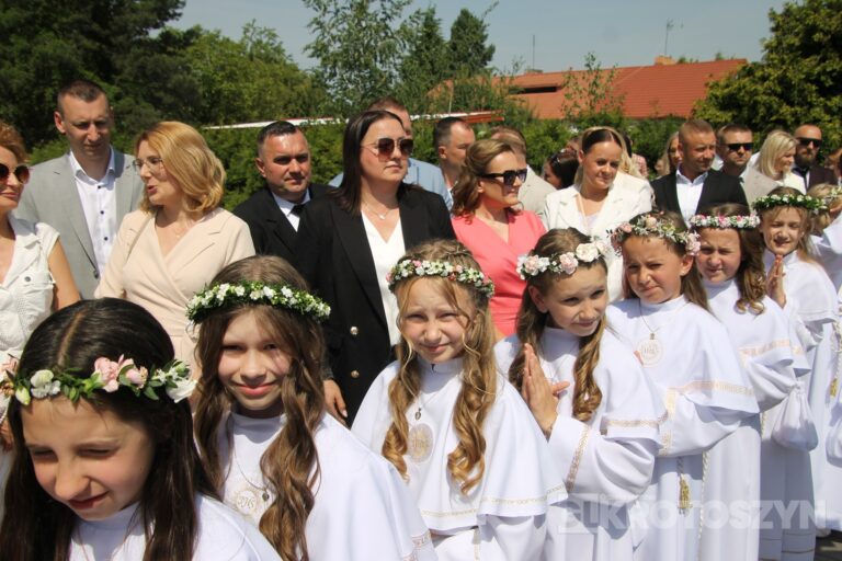 Dzieci przyjęły Chrystusa do swojego serca w parafii pw. św. Marii Magdaleny w Krotoszynie