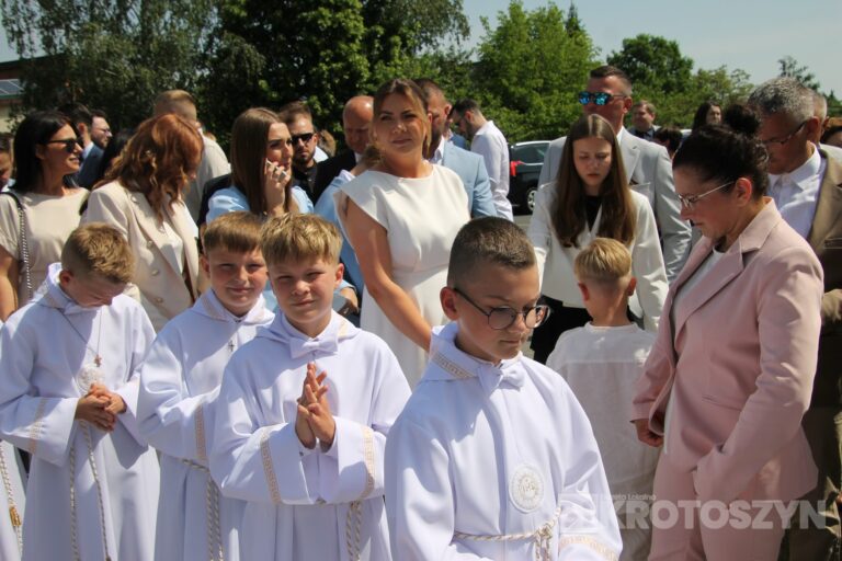 Dzieci przyjęły Chrystusa do swojego serca w parafii pw. św. Marii Magdaleny w Krotoszynie
