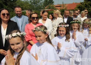 Dzieci przyjęły Chrystusa do swojego serca w parafii pw. św. Marii Magdaleny w Krotoszynie
