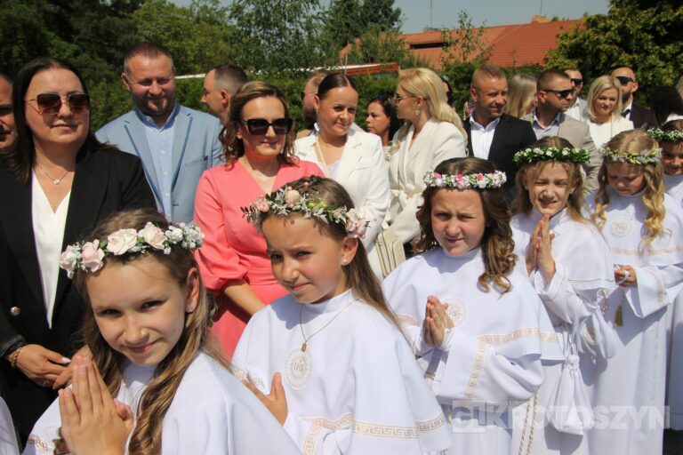 Dzieci przyjęły Chrystusa do swojego serca w parafii pw. św. Marii Magdaleny w Krotoszynie