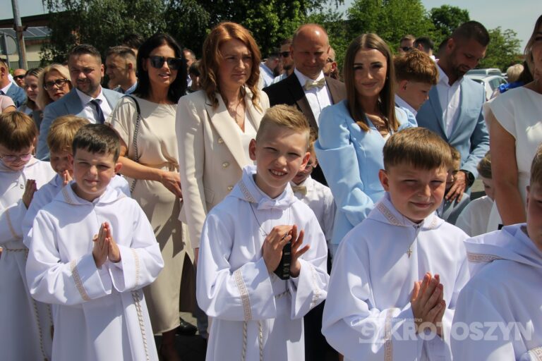 Dzieci przyjęły Chrystusa do swojego serca w parafii pw. św. Marii Magdaleny w Krotoszynie