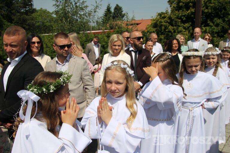 Dzieci przyjęły Chrystusa do swojego serca w parafii pw. św. Marii Magdaleny w Krotoszynie