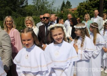 Dzieci przyjęły Chrystusa do swojego serca w parafii pw. św. Marii Magdaleny w Krotoszynie