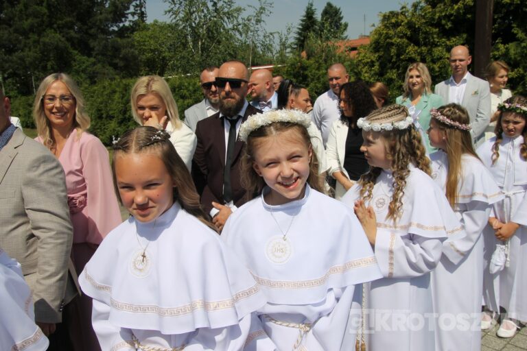 Dzieci przyjęły Chrystusa do swojego serca w parafii pw. św. Marii Magdaleny w Krotoszynie