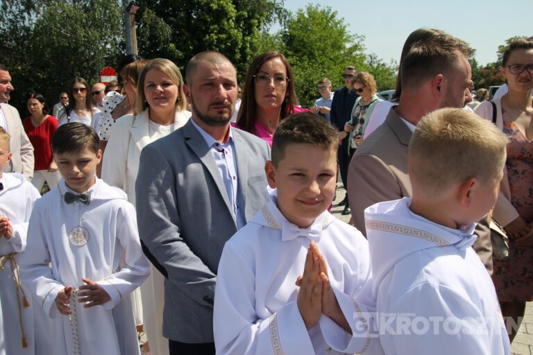 Dzieci przyjęły Chrystusa do swojego serca w parafii pw. św. Marii Magdaleny w Krotoszynie