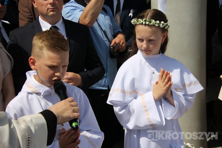 Dzieci przyjęły Chrystusa do swojego serca w parafii pw. św. Marii Magdaleny w Krotoszynie