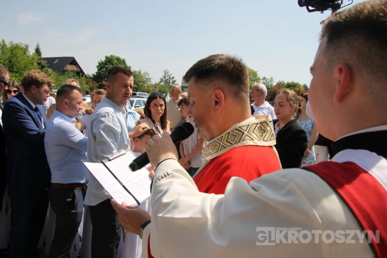 Dzieci przyjęły Chrystusa do swojego serca w parafii pw. św. Marii Magdaleny w Krotoszynie