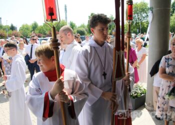Dzieci przyjęły Chrystusa do swojego serca w parafii pw. św. Marii Magdaleny w Krotoszynie