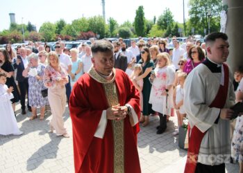 Dzieci przyjęły Chrystusa do swojego serca w parafii pw. św. Marii Magdaleny w Krotoszynie