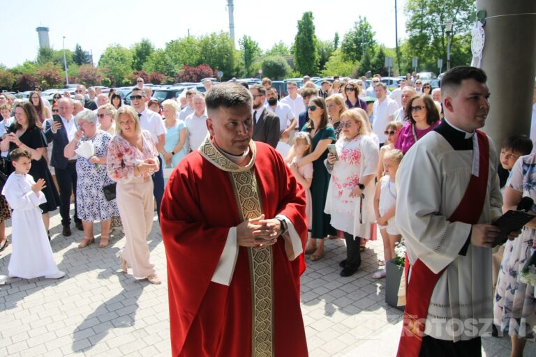 Dzieci przyjęły Chrystusa do swojego serca w parafii pw. św. Marii Magdaleny w Krotoszynie