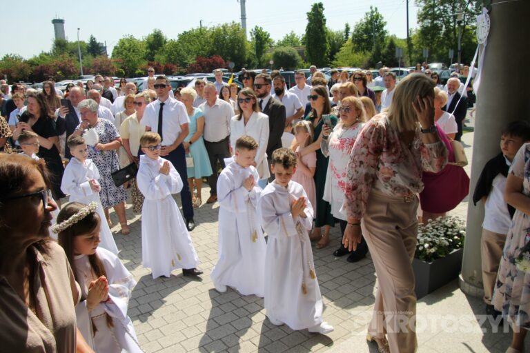 Dzieci przyjęły Chrystusa do swojego serca w parafii pw. św. Marii Magdaleny w Krotoszynie