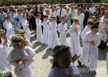 Dzieci przyjęły Chrystusa do swojego serca w parafii pw. św. Marii Magdaleny w Krotoszynie
