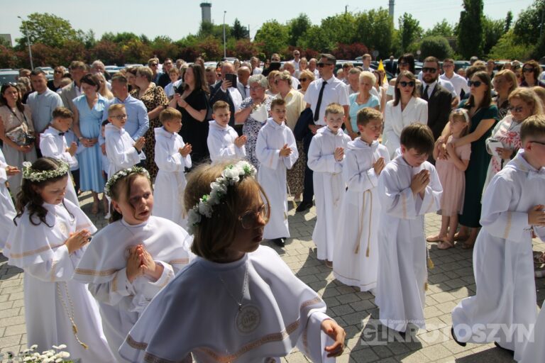 Dzieci przyjęły Chrystusa do swojego serca w parafii pw. św. Marii Magdaleny w Krotoszynie