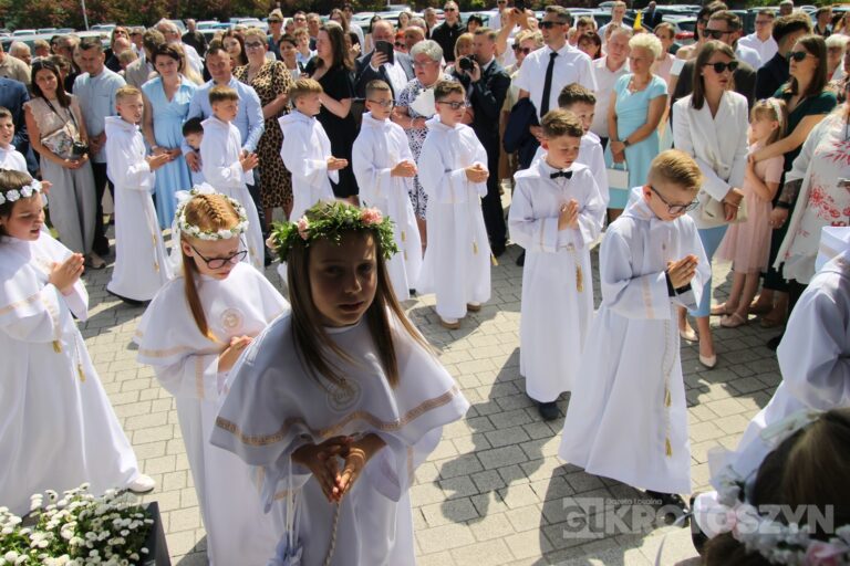 Dzieci przyjęły Chrystusa do swojego serca w parafii pw. św. Marii Magdaleny w Krotoszynie