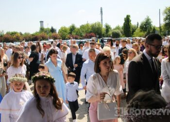 Dzieci przyjęły Chrystusa do swojego serca w parafii pw. św. Marii Magdaleny w Krotoszynie