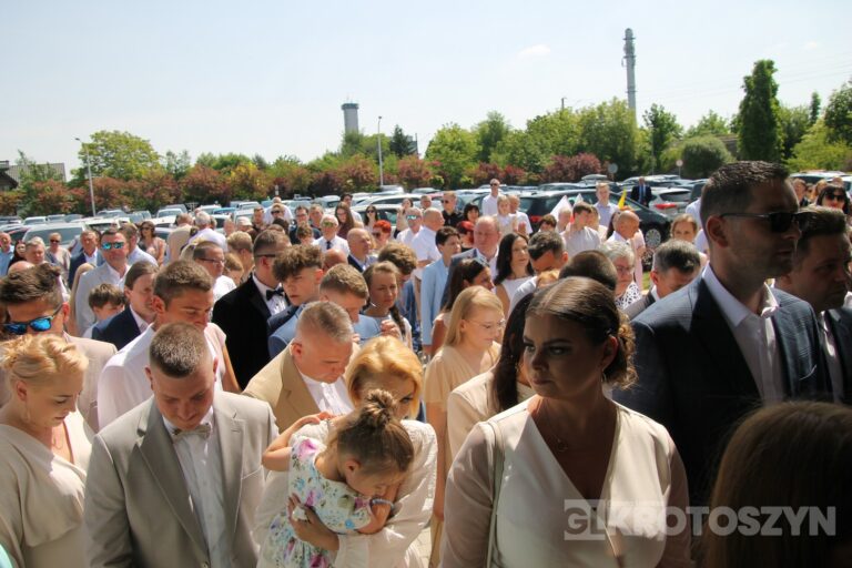 Dzieci przyjęły Chrystusa do swojego serca w parafii pw. św. Marii Magdaleny w Krotoszynie