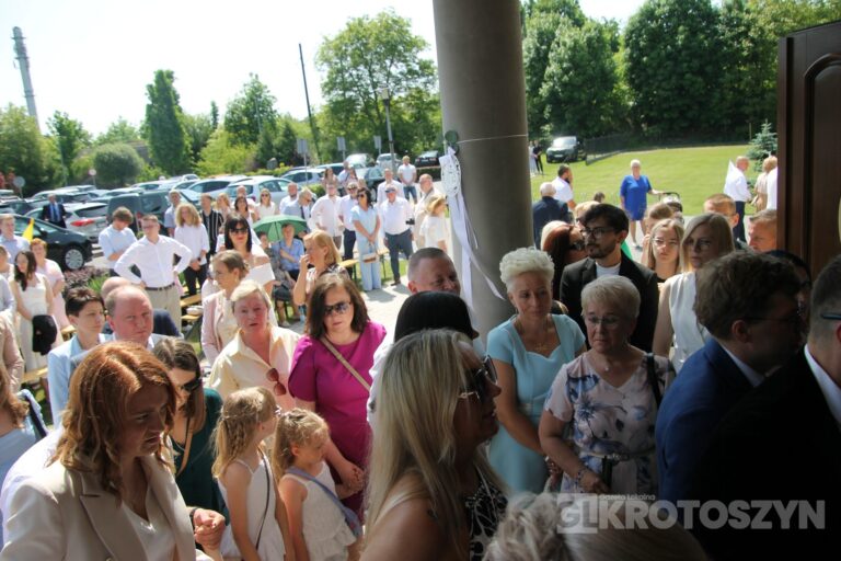 Dzieci przyjęły Chrystusa do swojego serca w parafii pw. św. Marii Magdaleny w Krotoszynie