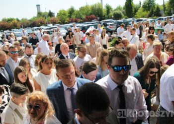 Dzieci przyjęły Chrystusa do swojego serca w parafii pw. św. Marii Magdaleny w Krotoszynie