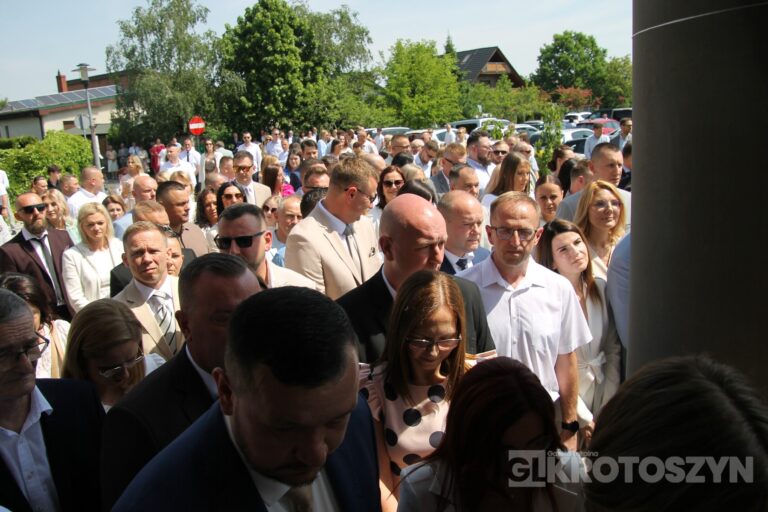 Dzieci przyjęły Chrystusa do swojego serca w parafii pw. św. Marii Magdaleny w Krotoszynie