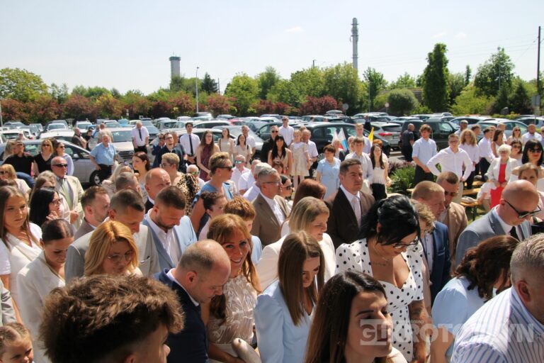 Dzieci przyjęły Chrystusa do swojego serca w parafii pw. św. Marii Magdaleny w Krotoszynie