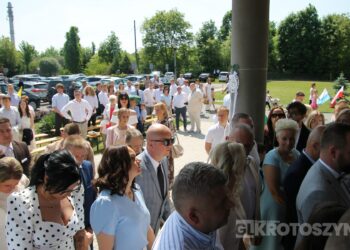 Dzieci przyjęły Chrystusa do swojego serca w parafii pw. św. Marii Magdaleny w Krotoszynie