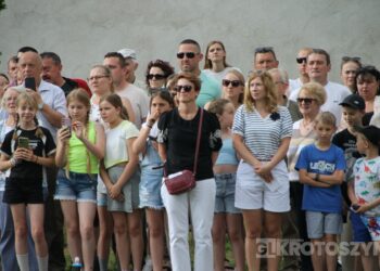 Huk wystrzałów i żywa historia w Benicach. „Wehikuł Czasu” znów przyciągnął tłumy