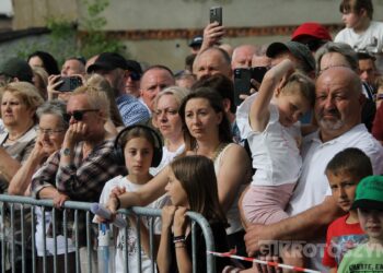 Huk wystrzałów i żywa historia w Benicach. „Wehikuł Czasu” znów przyciągnął tłumy